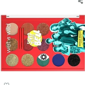 Sealed wet n wild Saved By The Bell Squad Goals Shadow Palette, Blendable Makeup